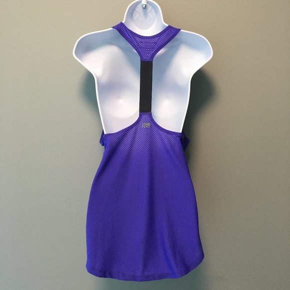 Marika Performance Wear Top NWOT - Picture 3 of 5